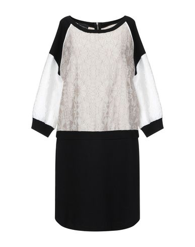 Короткое платье