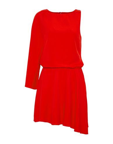 Короткое платье