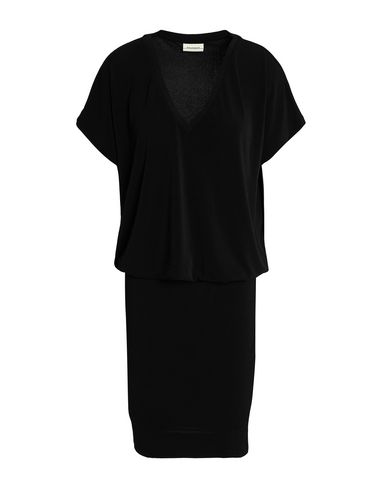 Платье до колена