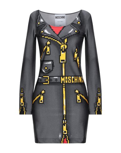 Одежда moschino