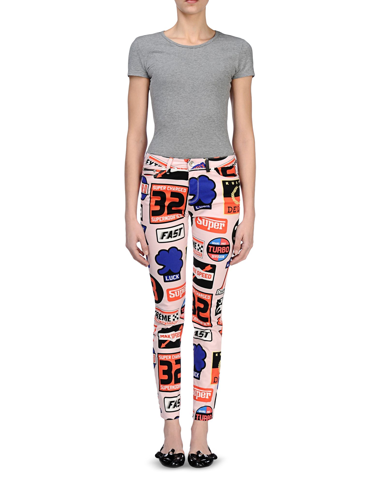 jackets sweaters fleecewear t-shirts shirts dresses skirts pants