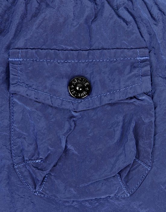 B0114 NYLON METAL Shorts Stone Island Men - Official Online Store