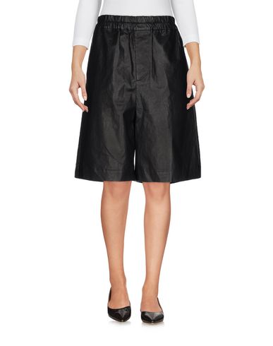 Шорты и бермуды GOLDEN GOOSE DELUXE BRAND