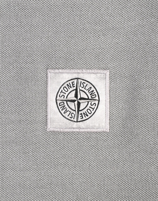 22S67 PIGMENT TREATED 폴로 셔츠 Stone Island 남자 Official Online Store