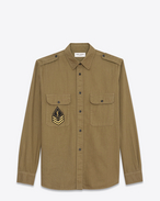SAINT LAURENT Chemise Western D Chemise YSL oversize à écusson militaire en sergé kaki f