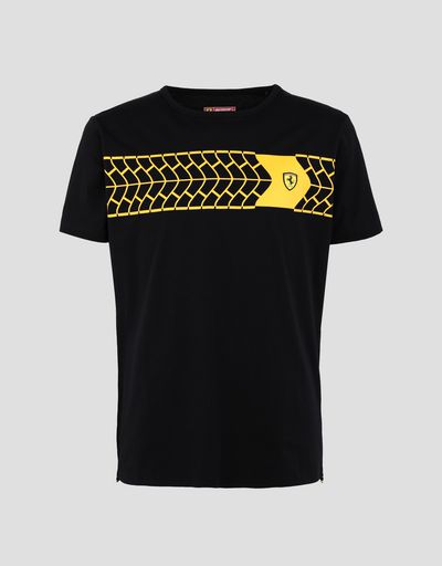 Scuderia Ferrari Online Store - Men's tire print T-shirt - Short Sleeve T-Shirts