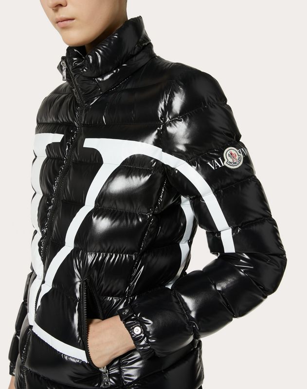 vltn moncler