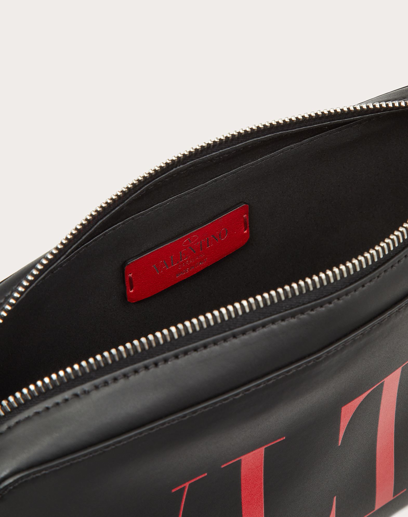 VLTN Leather Crossbody Bag for Man | Valentino Online Boutique