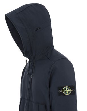 Q0122 SOFT SHELL R 轻质外套Stone Island 男士- 官方在线精品店