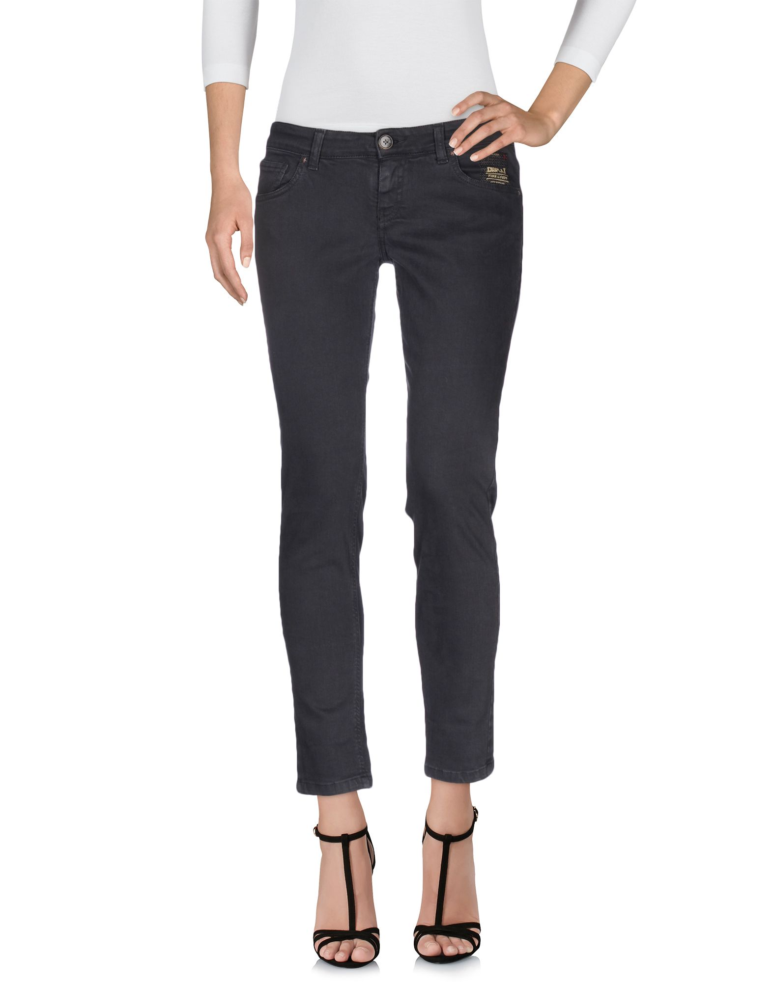 Displaj Jeans