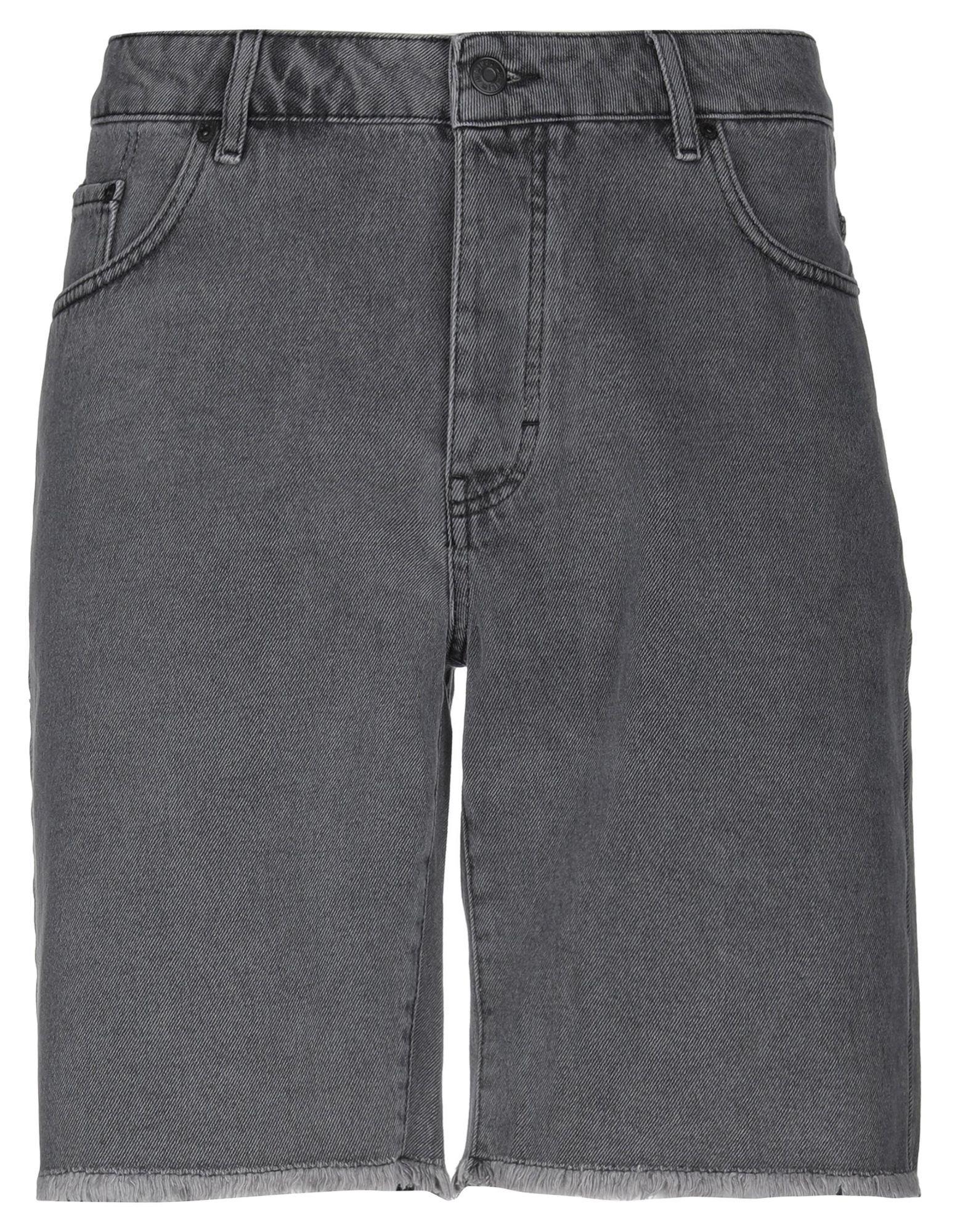 Min short. Min short