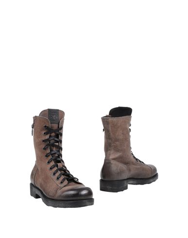 Полусапоги и высокие ботинки O.X.S. 