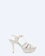 SAINT LAURENT Tribute D Saint Laurent
KLASSISCHE TRIBUTE 75 SANDALE AUS TAUBENWEISSEM LEDER f