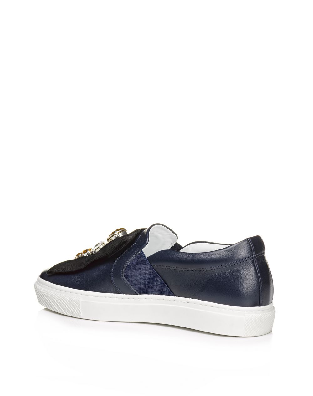 high top pull on sneakers