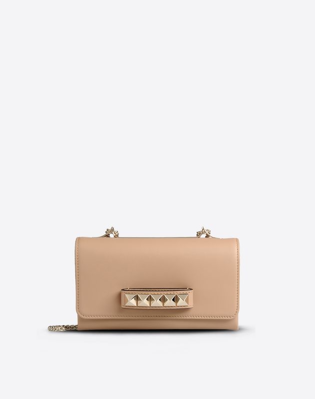 Women's Chain Shoulder Bag Valentino Garavani | Valentino Online ...