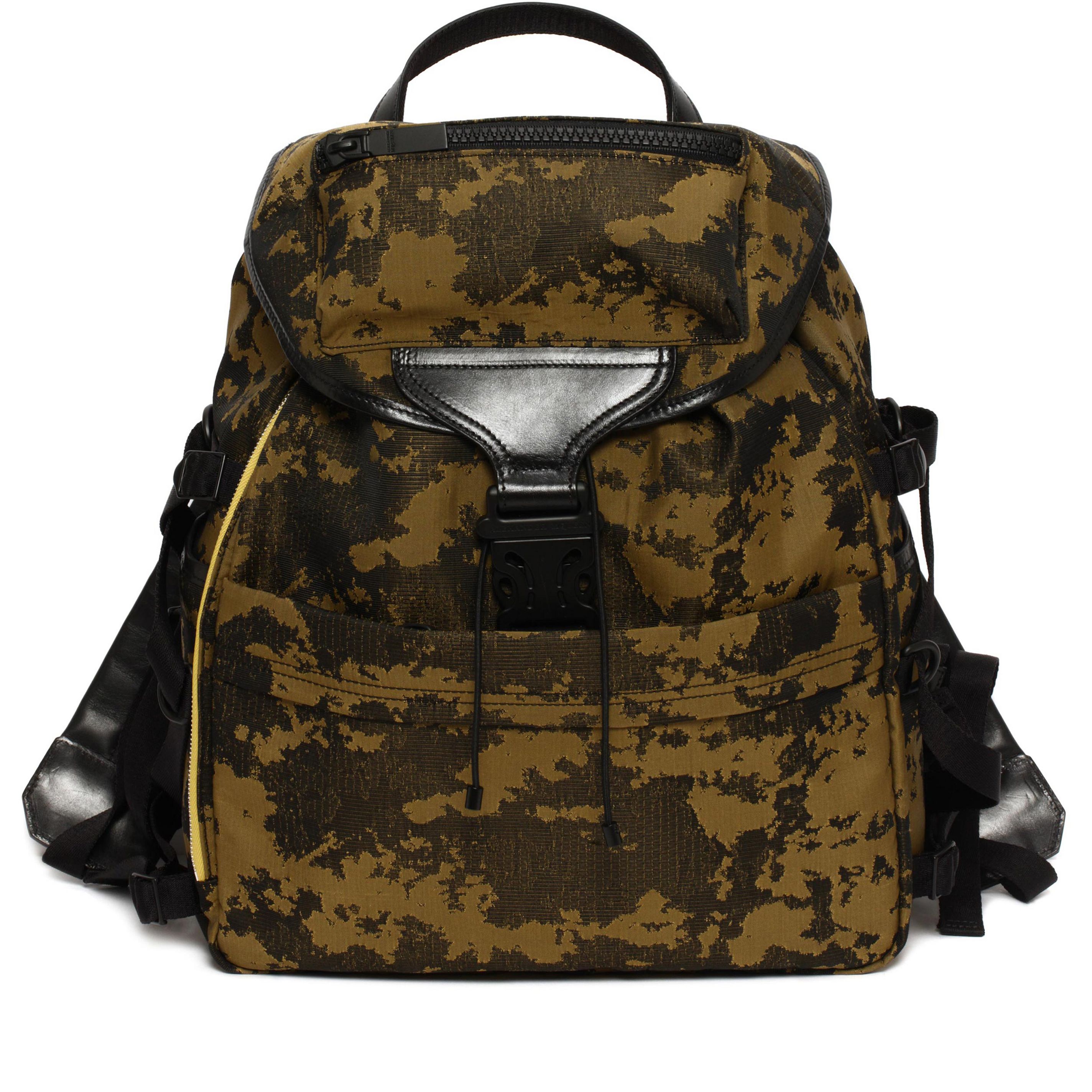 techno clip 科技双肩背包