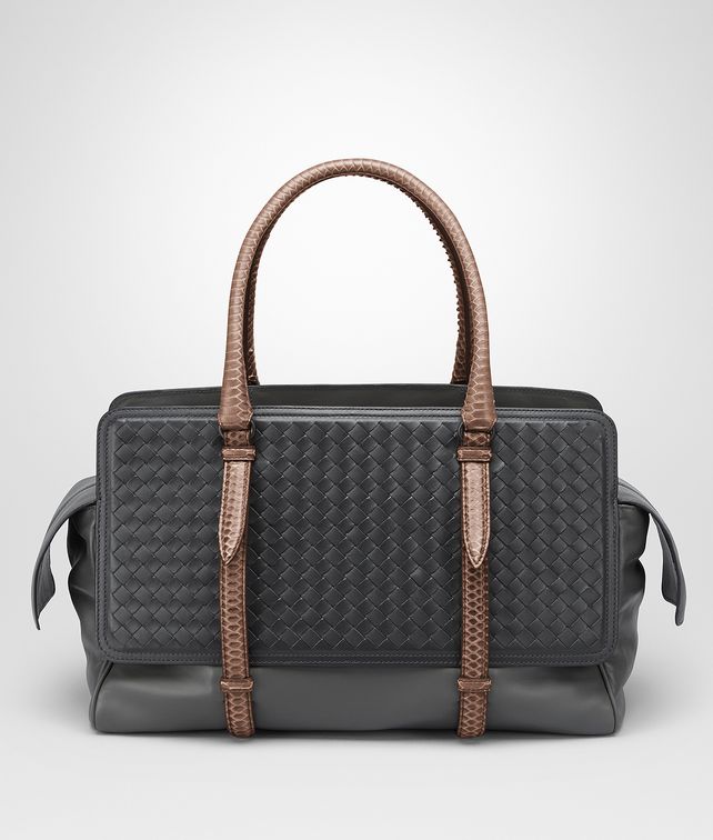 大号浅灰色和水墨灰编织小羊皮 monaco 手袋,饰珍稀皮革细节