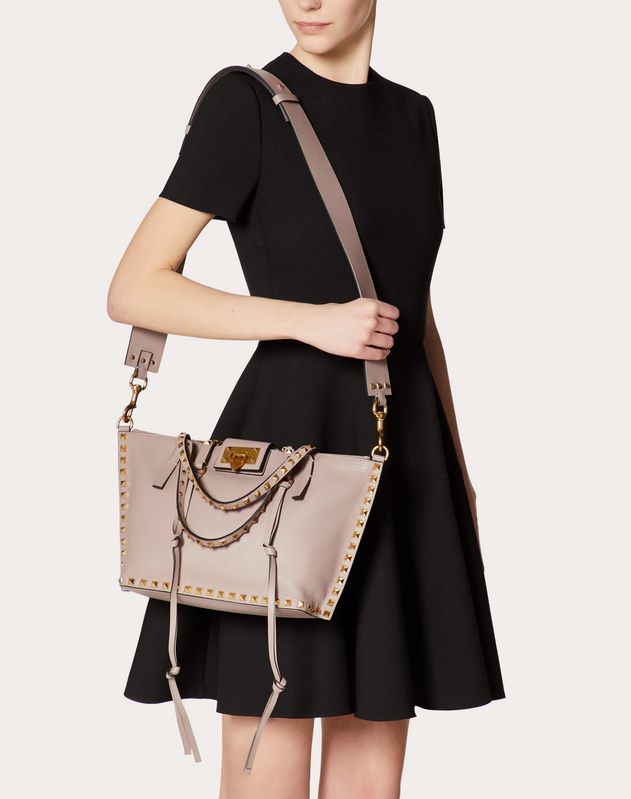 valentino rockstud hype