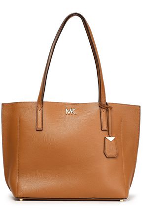 Designer Handbags Outlet Up To 70 Off The