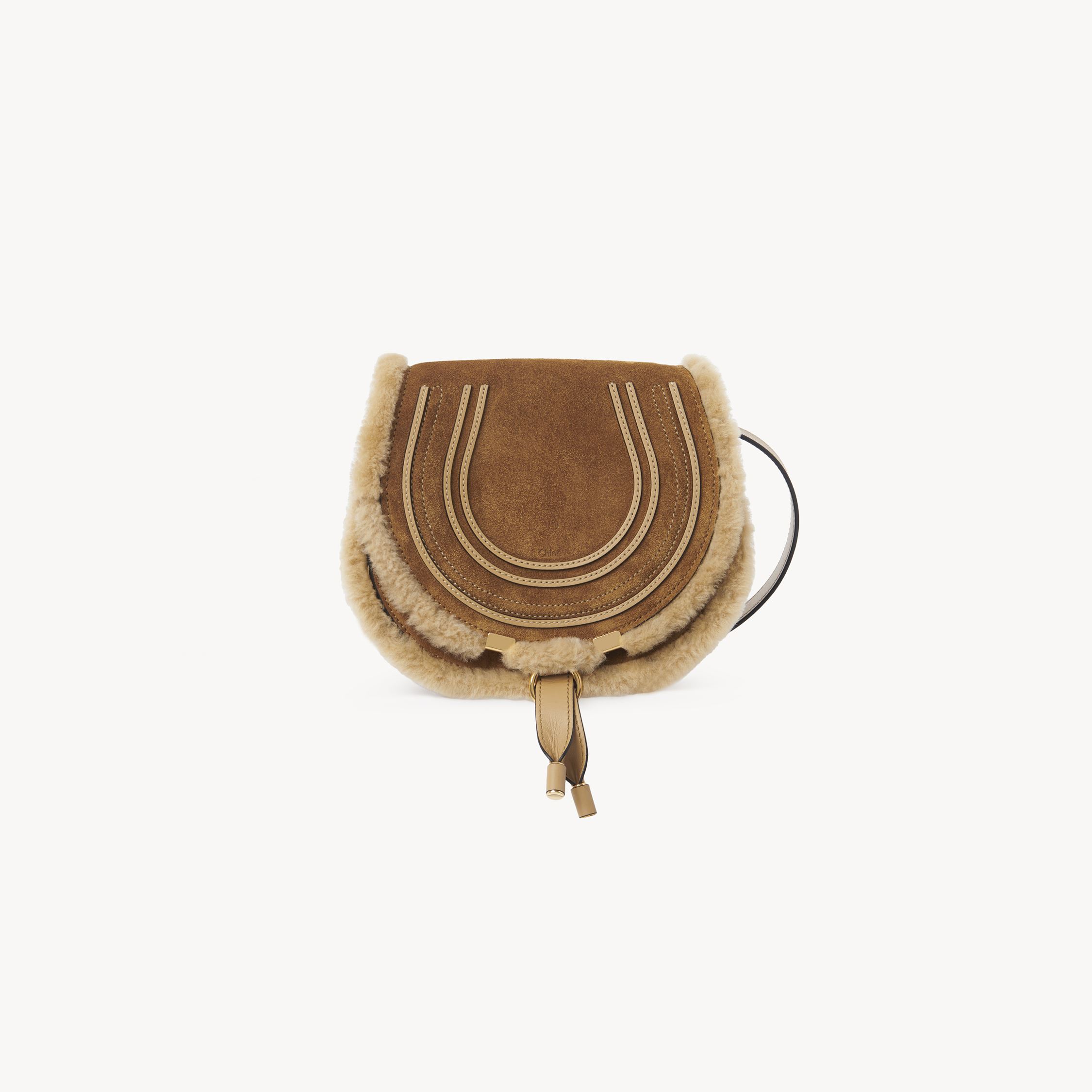 Chloé Small Marcie Saddle Bag In Suede Leather & Shearling Beige Size Onesize 100% Calf-skin Leather In Sand
