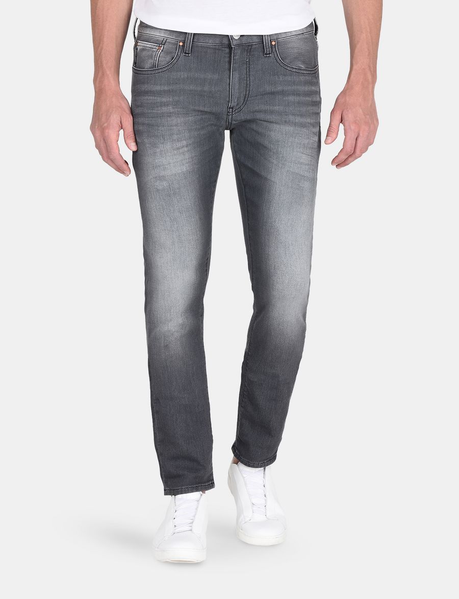 Armani Exchange Men s Jeans & Denim A