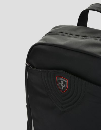 Scuderia Ferrari Online Store - 機能性ファブリック PC用バックパック 刺繍入り - レギュラーバックパック
