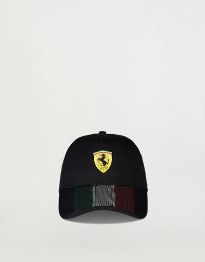 Three-colour cap
