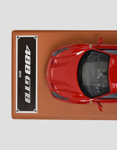 Scuderia Ferrari Online Store - 1:43 scale model of the 488 GTB - Car Models 01:43