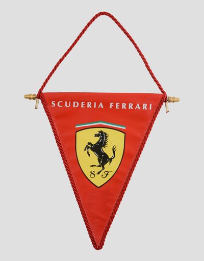 Официальный флажок Scuderia Ferrari