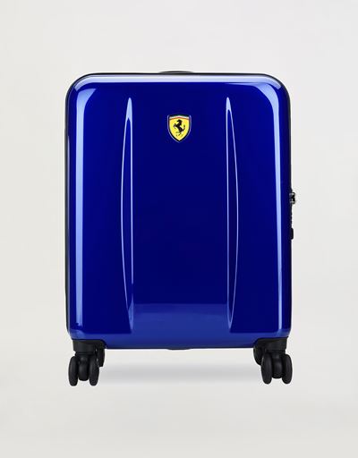 Maleta rígida de cabina con ruedas con el Scudetto Ferrari