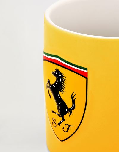 Scuderia Ferrari Online Store - Keramiktasse mit Ferrari Wappen in 3D - Tassen & Becher