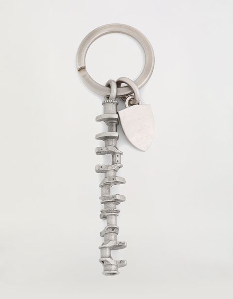 Scuderia Ferrari Online Store - Scuderia Ferrari keyring commemorating the 2004 F1 season - Keyrings