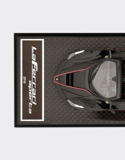 Scuderia Ferrari Online Store - LaFerrari Aperta 1:43 scale model - Car Models 01:43