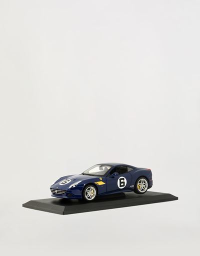 Модель Ferrari California T The Sunoco в масштабе 1:18