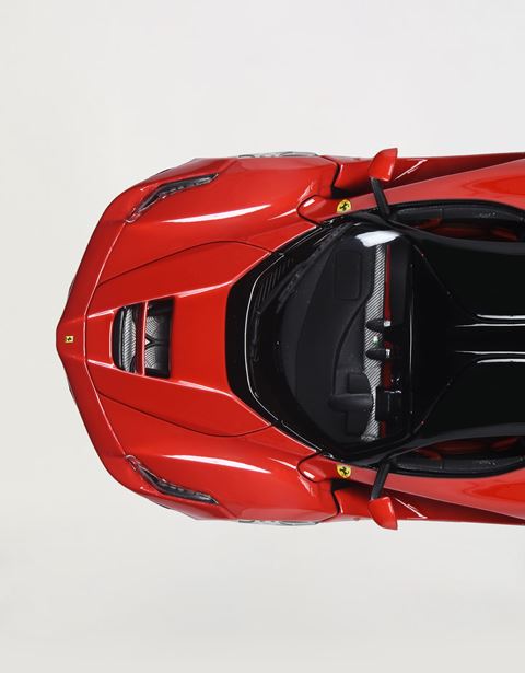 Scuderia Ferrari Online Store - LaFerrari 1:18 scale model - Car Models 01:18