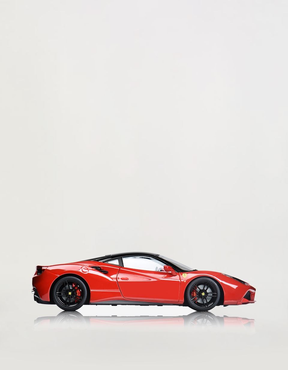 Ferrari Modellauto Ferrari 488 Gtb Im Maßstab 118 Für Unisex Offizieller Online Ferrari Store