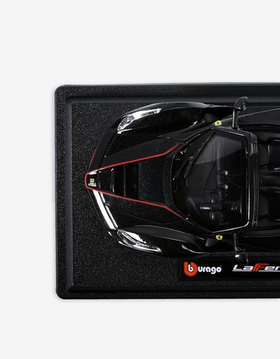 Scuderia Ferrari Online Store - LaFerrari Aperta 1:24 scale model - Car Models 01:24