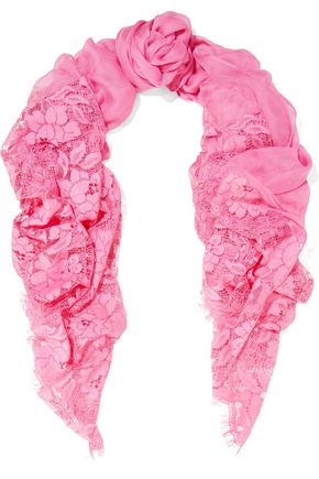 VALENTINO WOMAN CORDED LACE-PANELED MODAL AND CASHMERE-BLEND SCARF PINK,AU 1188406768713074