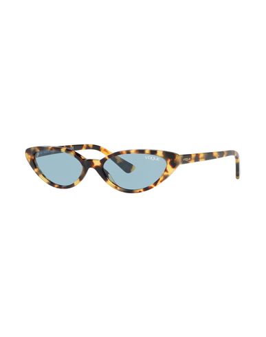 Солнечные очки от GIGI HADID for VOGUE