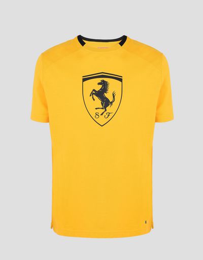 Scuderia Ferrari Online Store - Men's short-sleeve t-shirt with black Shield -