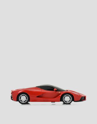 Scuderia Ferrari Online Store - Modellino radiocomandato La Ferrari in scala 1:24 - Giocattoli Radiocomandati