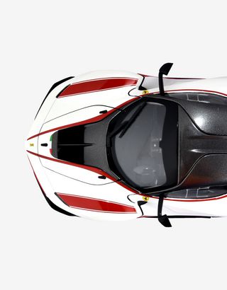 Scuderia Ferrari Online Store - Ferrari FXX K model in 1:18 scale - Car Models 01:18