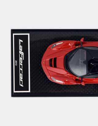 Scuderia Ferrari Online Store - LaFerrari model in 1:43 scale - Car Models 01:43
