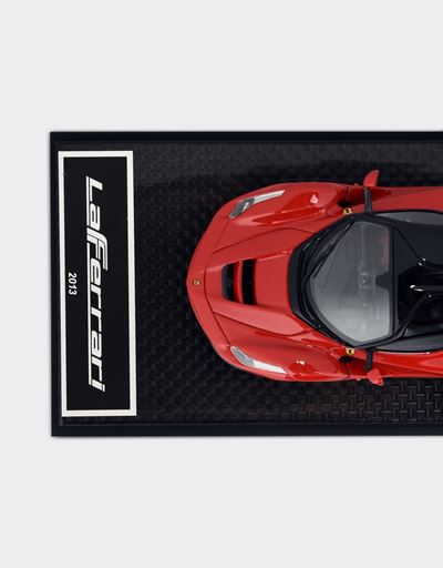Scuderia Ferrari Online Store - LaFerrari model in 1:43 scale - Car Models 01:43