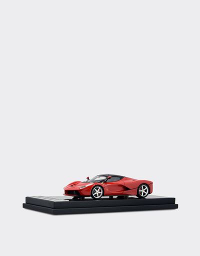 Модель LaFerrari в масштабе 1:43