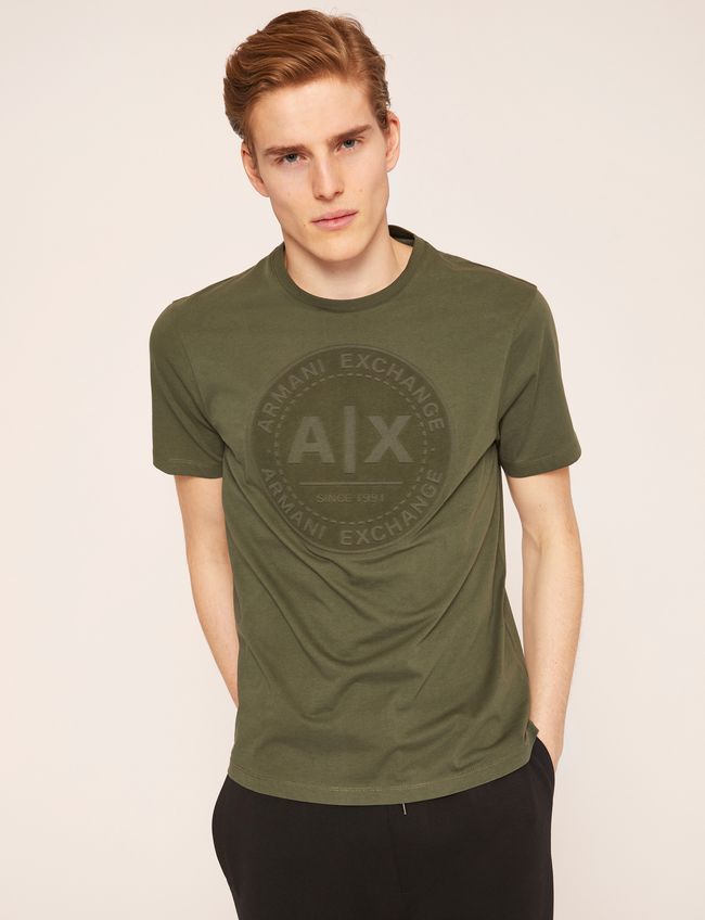 DEBOSSED ROUND LOGO TEE