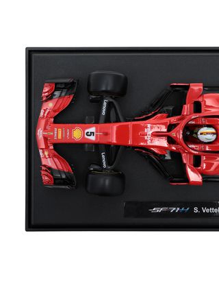 Scuderia Ferrari Online Store - Modellino SF71H n. 5 Vettel in scala 1:18 - Modellini Auto 1:18