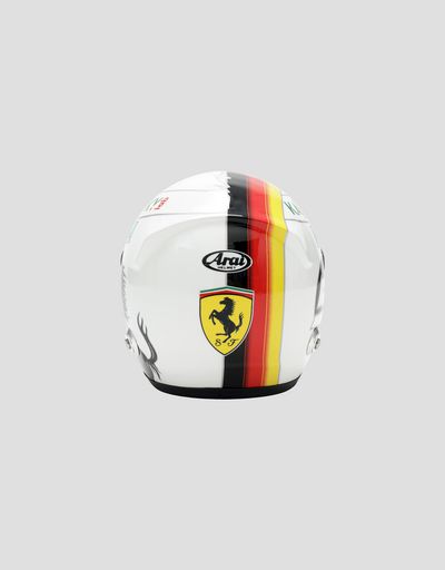 Scuderia Ferrari Online Store - Mini 2018 Sebastian Vettel helmet in 1:2 scale - F1 Replicas
