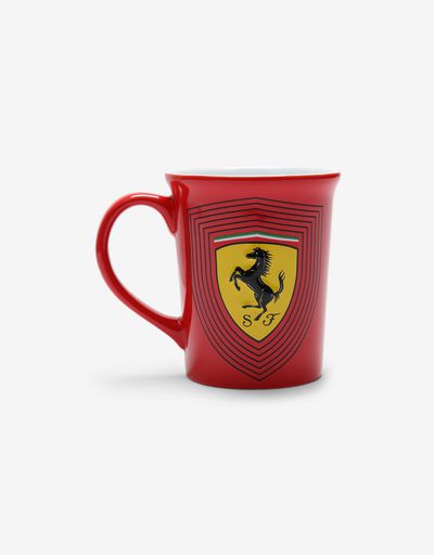 Taza grande de cerámica con el escudo de Ferrari en 3D