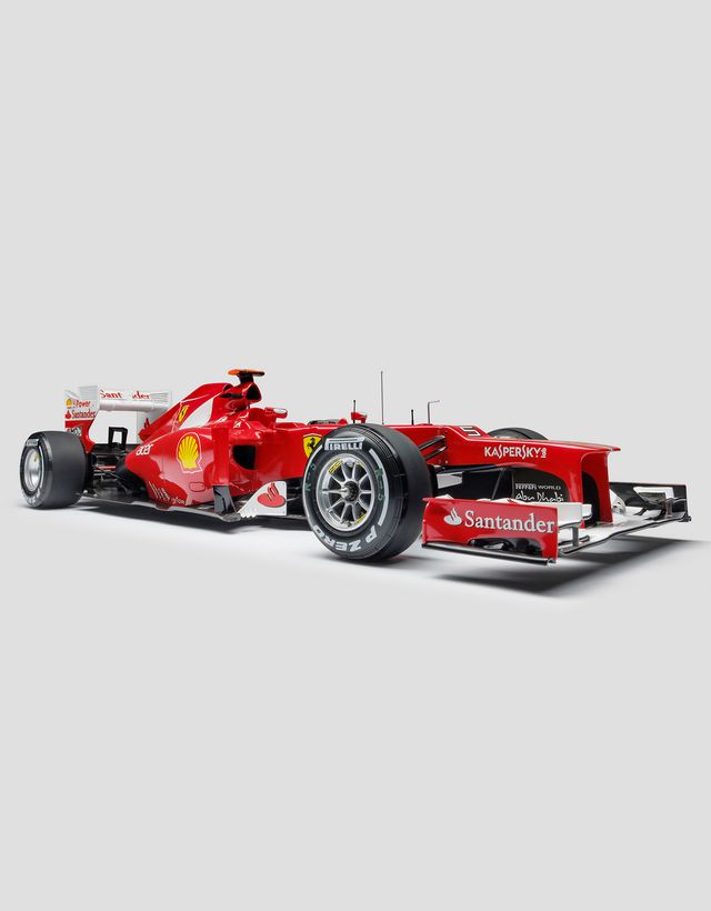Scuderia Ferrari Online Store - Modelo Ferrari F2012 Alonso a escala 1:8 - Maquetas de coches 1_1.8